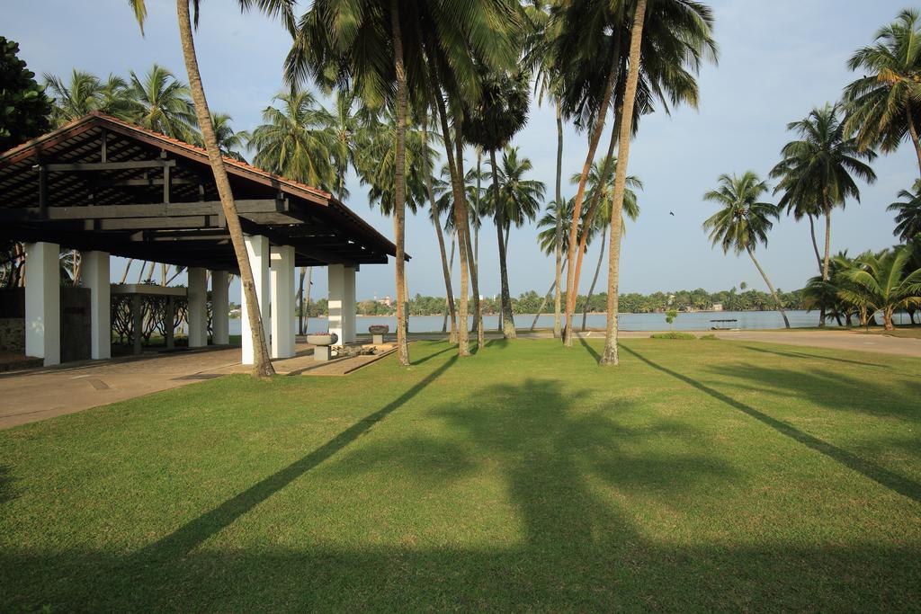 Avani Kalutara Resort Luaran gambar
